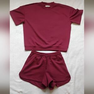 Zenana Outfitters Women's Burgundy 2 Piece Set Shorts And Top New without Tag
